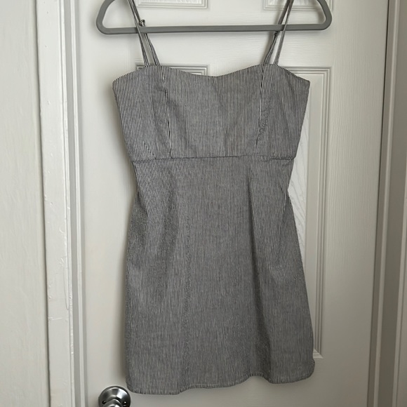 Dresses & Skirts - Brandy Melville